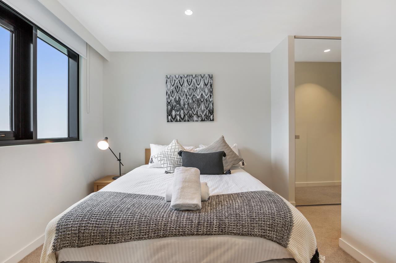 Serviced Apartments Melbourne - Platinum Мельбурн Екстер'єр фото