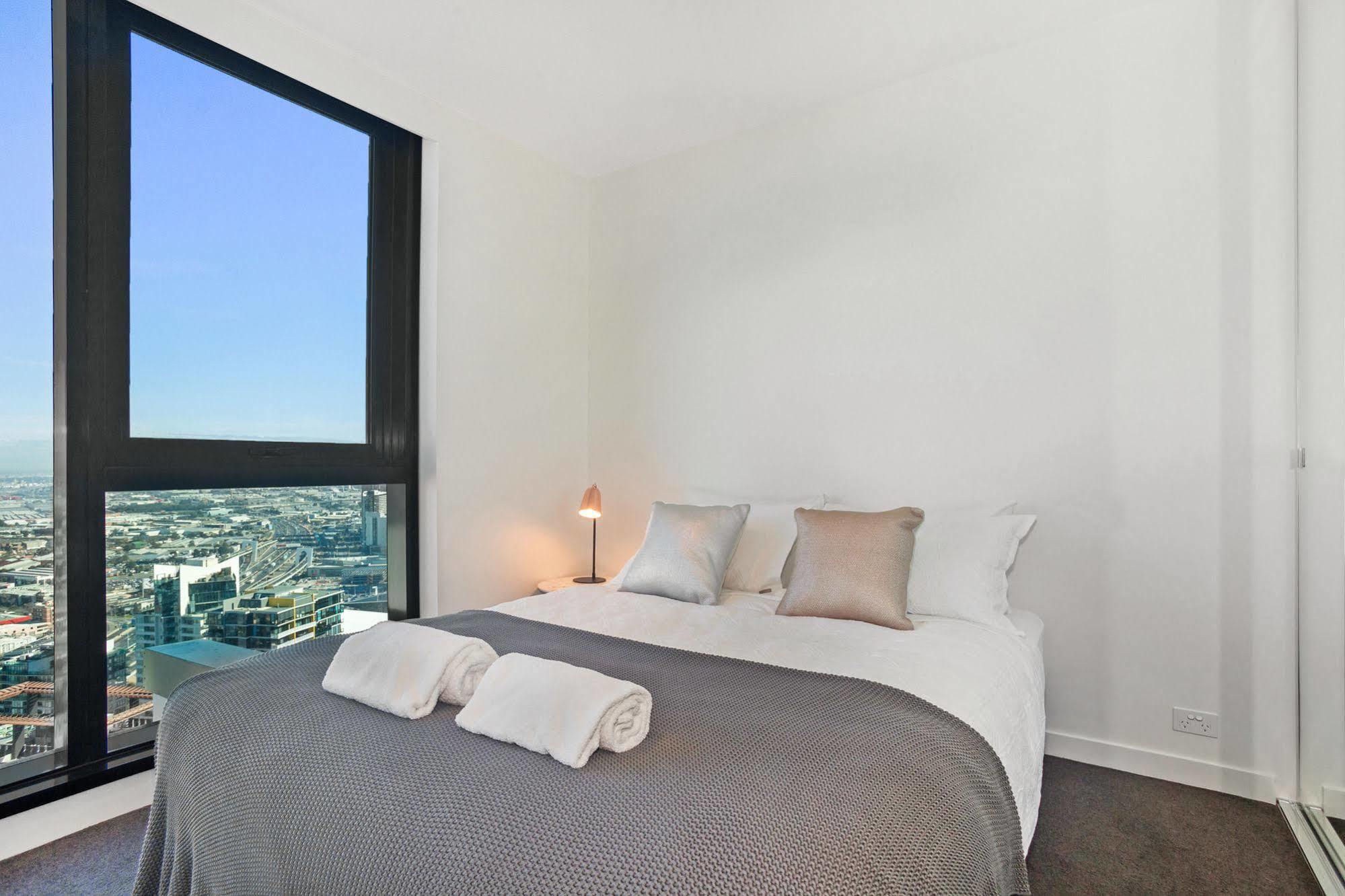 Serviced Apartments Melbourne - Platinum Мельбурн Екстер'єр фото